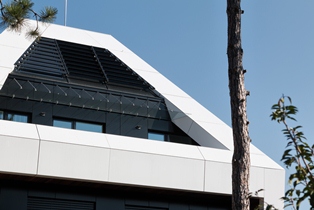 Stambeni objekat u Temisvarskoj ulici Beograd - email