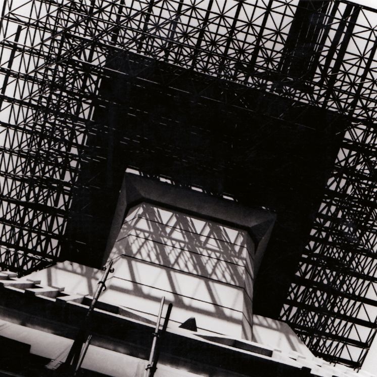 Poziv na predstavljanje monografije "Spasoje Krunić: Prostorne metafore" koje će se održati u četvrtak 09. novembra 2017. u 19.15 na Arhitektonskom fakultetu u Beogradu.